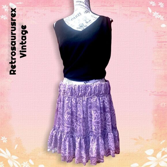 mini Skirt - Picture 7 of 11